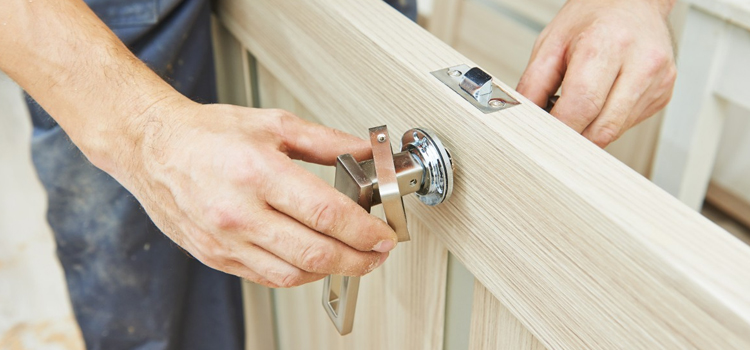 interior door repair Brentwood
